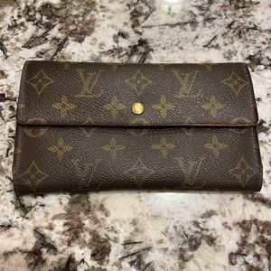 Authentic Preowned LV International Wallet